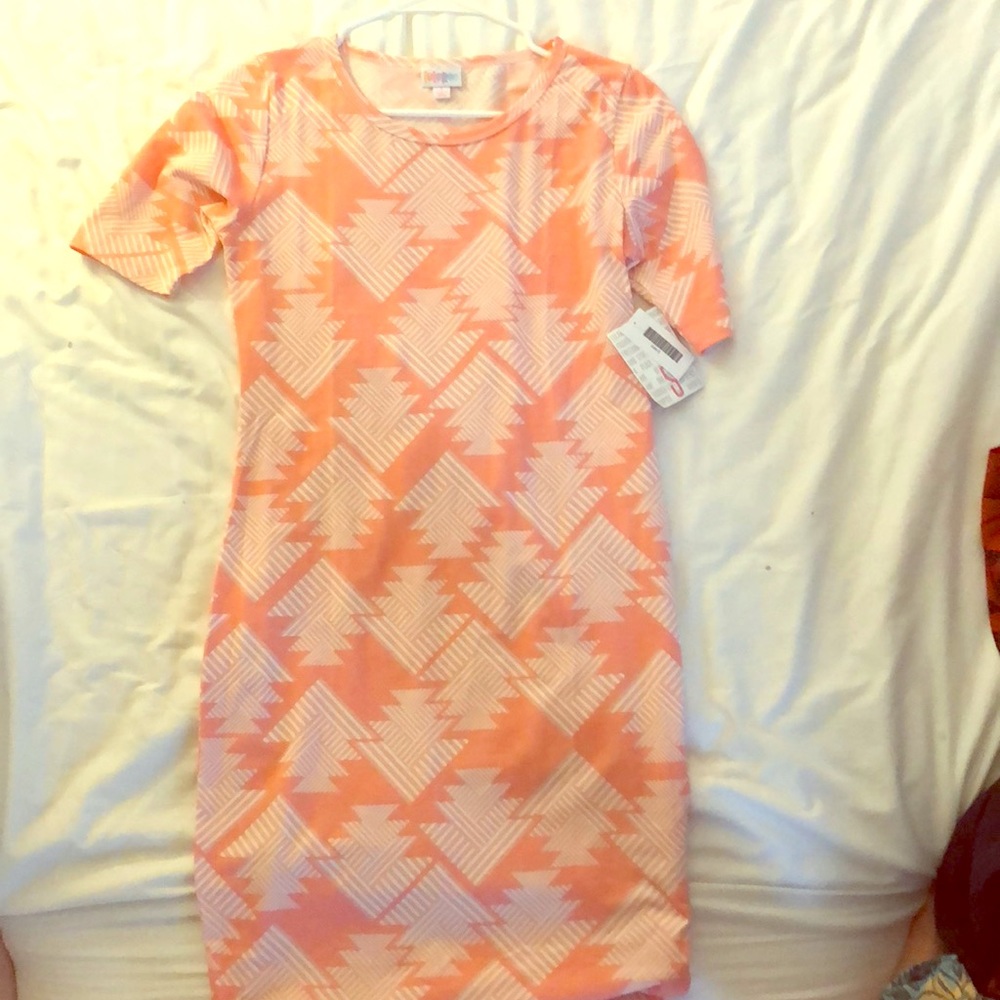 BNWT-Lularoe Julia